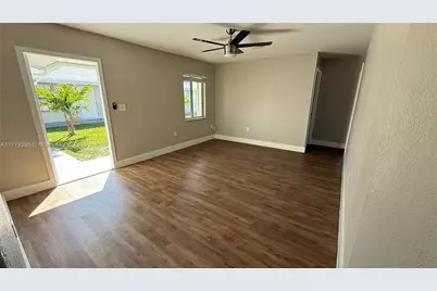 220 NW 12th St, Pompano Beach, FL 33060 - Photo 35