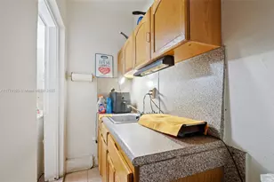 5031 NW 4th St, Miami, FL 33126 - Photo 19