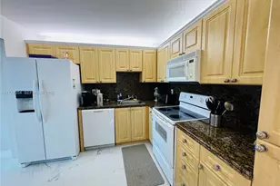 18071 Biscayne Blvd, Aventura, FL 33160 - Photo 13