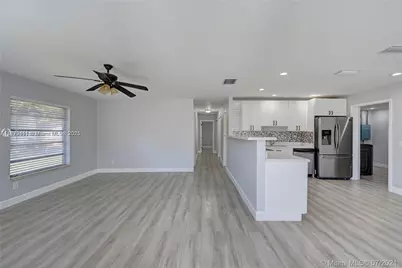 3673 W Valley Green Dr #42, Davie, FL 33328 - Photo 5