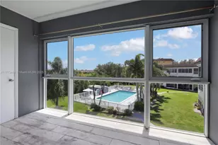 4200 Crystal Lake Dr, Deerfield Beach, FL 33064 - Photo 11