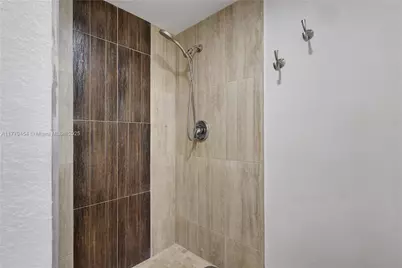 4200 Crystal Lake Dr #303, Deerfield Beach, FL 33064 - Photo 17