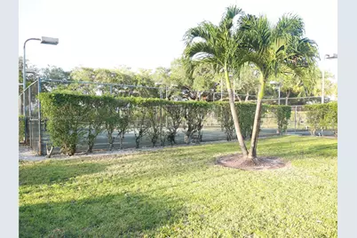 5550 NW 44th St #418B, Lauderhill, FL 33319 - Photo 3