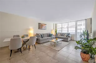 3725 S Ocean Dr, Hollywood, FL 33019 - Photo 3