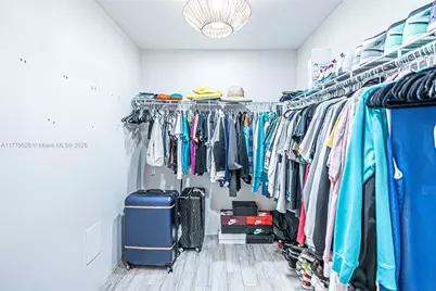 30 NW 152nd St, Miami, FL 33169 - Photo 43