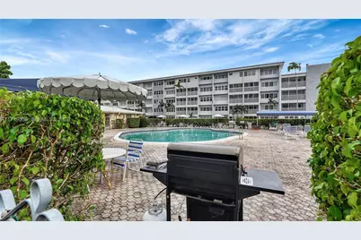 329 SE 3rd St #405S, Hallandale Beach, FL 33009 - Photo 41
