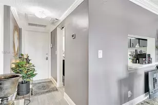 329 SE 3rd St, Hallandale Beach, FL 33009 - Photo 21