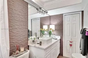 329 SE 3rd St, Hallandale Beach, FL 33009 - Photo 33