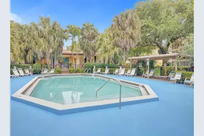 5121 W Oakland Park Blvd #205, Lauderdale Lakes, FL 33313 - Photo 23