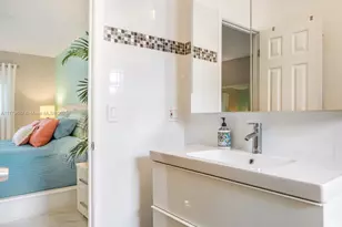 5121 W Oakland Park Blvd, Lauderdale Lakes, FL 33313 - Photo 5