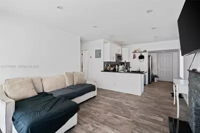 1843 SW 4th Ave, Fort Lauderdale, FL 33315 - Photo 9