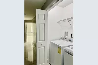 11503 NW 89th St #112, Doral, FL 33178 - Photo 7