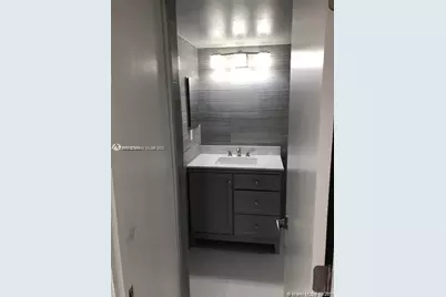 20301 W Country Club Dr #830, Aventura, FL 33180 - Photo 19