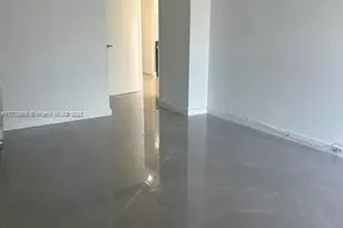 20301 W Country Club Dr, Aventura, FL 33180 - Photo 9