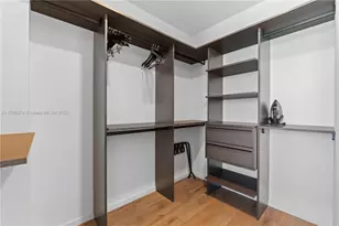 398 NE 5th St, Miami, FL 33132 - Photo 19