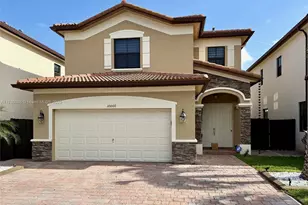 10060 NW 86th Terrace, Doral, FL 33178 - Photo 1