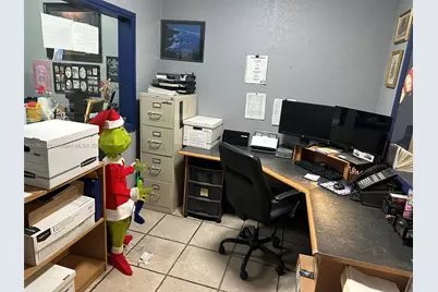 9180 NW 119th St #10, Hialeah Gardens, FL 33018 - Photo 13