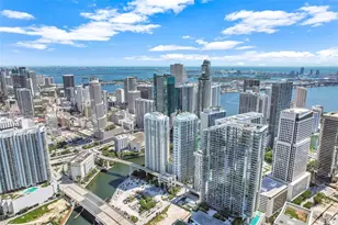 41 SE 5th St, Miami, FL 33131 - Photo 51