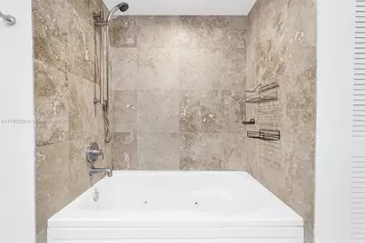41 SE 5th St #406, Miami, FL 33131 - Photo 19