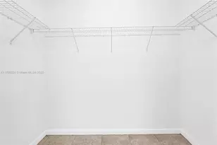 41 SE 5th St, Miami, FL 33131 - Photo 27