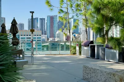 68 SE 6th St #2001, Miami, FL 33131 - Photo 21