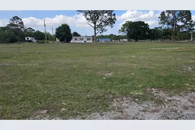 1250 Naples Avenue, Clewiston, FL 33440 - Photo 3