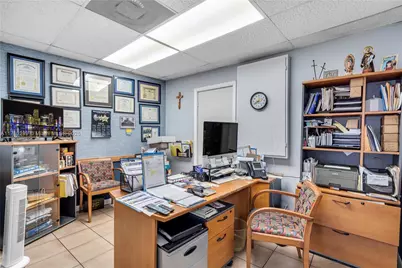 710 SW 73rd Ct, Miami, FL 33144 - Photo 11