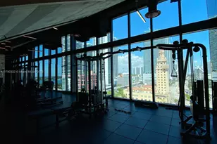 398 NE 5th St, Miami, FL 33132 - Photo 23