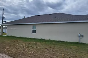 3743 SW Port St Lucie Blvd, Port Saint Lucie, FL 34953 - Photo 5