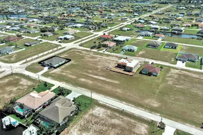 1037 NW 37th Pl, Cape Coral, FL 33993 - Photo 17