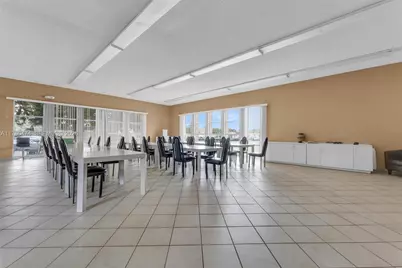 2101 Atlantic Shores Blvd #201, Hallandale Beach, FL 33009 - Photo 17