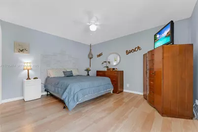 2101 Atlantic Shores Blvd #201, Hallandale Beach, FL 33009 - Photo 7