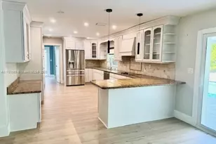 7841 SW 141st St, Palmetto Bay, FL 33158 - Photo 9