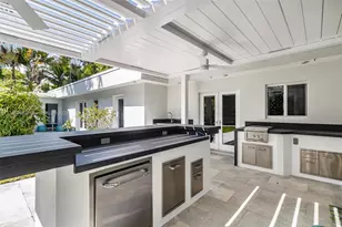 2550 Flamingo Dr, Miami Beach, FL 33140 - Photo 57