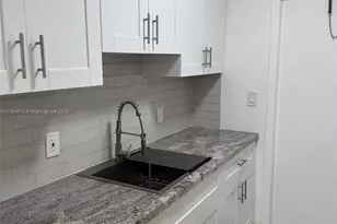 1895 Venice Park Dr, North Miami, FL 33181 - Photo 5
