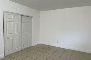 1895 Venice Park Dr, North Miami, FL 33181 - Photo 9