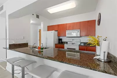 1200 Brickell Bay Dr #PH 4218, Miami, FL 33131 - Photo 15