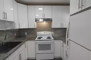 1895 Venice Park Dr, North Miami, FL 33181 - Photo 7