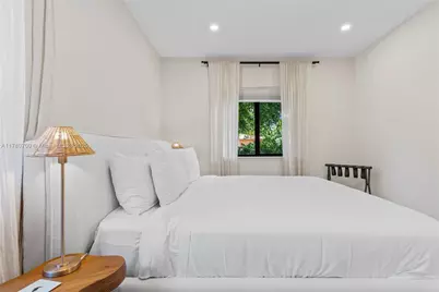 281 NE 48th Ter, Miami, FL 33137 - Photo 21