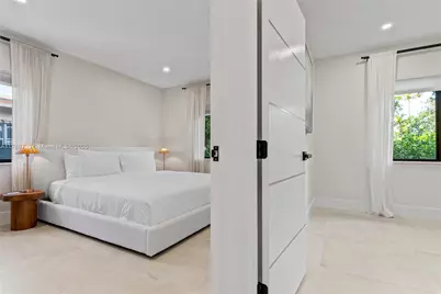 281 NE 48th Ter, Miami, FL 33137 - Photo 17