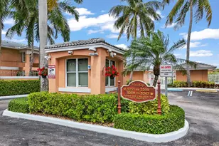 3239 NW 44th St, Oakland Park, FL 33309 - Photo 3