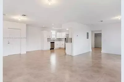 555 E Dania Beach Blvd #4, Dania Beach, FL 33004 - Photo 5