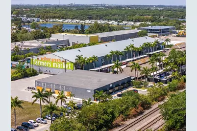 1930 N 30th Road, Hollywood, FL 33021 - Photo 11