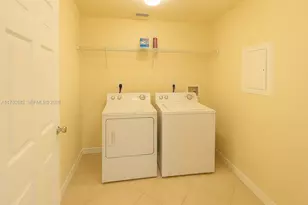 6410 Emerald Dunes Dr, West Palm Beach, FL 33411 - Photo 17