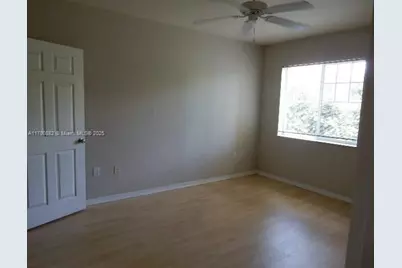 6410 Emerald Dunes Dr #206, West Palm Beach, FL 33411 - Photo 15