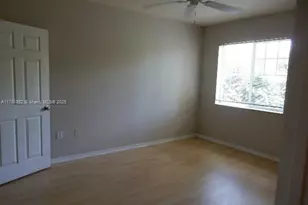 6410 Emerald Dunes Dr, West Palm Beach, FL 33411 - Photo 15