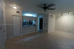 6410 Emerald Dunes Dr, West Palm Beach, FL 33411 - Photo 11