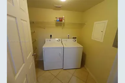 6410 Emerald Dunes Dr #206, West Palm Beach, FL 33411 - Photo 13