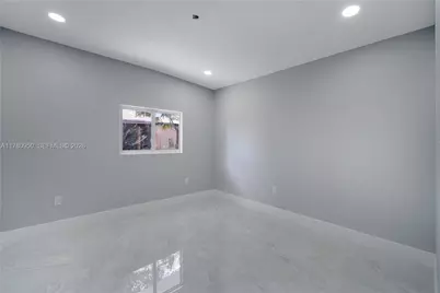 1114 SW 13th Ct, Miami, FL 33135 - Photo 25