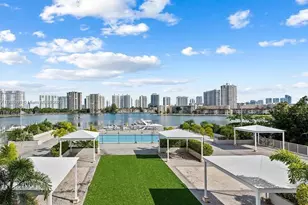 18041 Biscayne Blvd, Aventura, FL 33160 - Photo 21